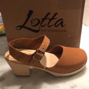 Lotta from Stockholm clogs